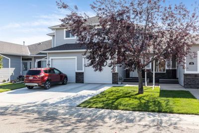 111 Northlands Way Ne, Home with 4 bedrooms, 2 bathrooms and 2 parking in Medicine Hat AB | Image 2