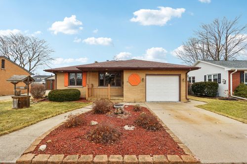 2719 Henry St, Sheboygan, WI, 53081-6719 | Card Image