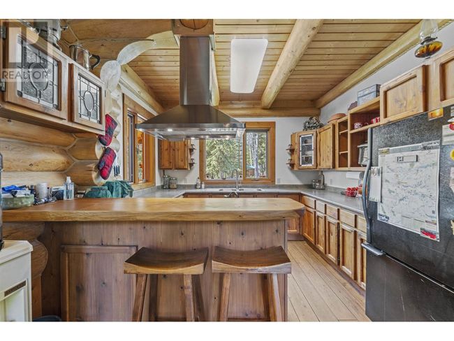 7445 Shertinlib Rd, House other with 2 bedrooms, 3 bathrooms and null parking in Lone Butte BC | Image 13