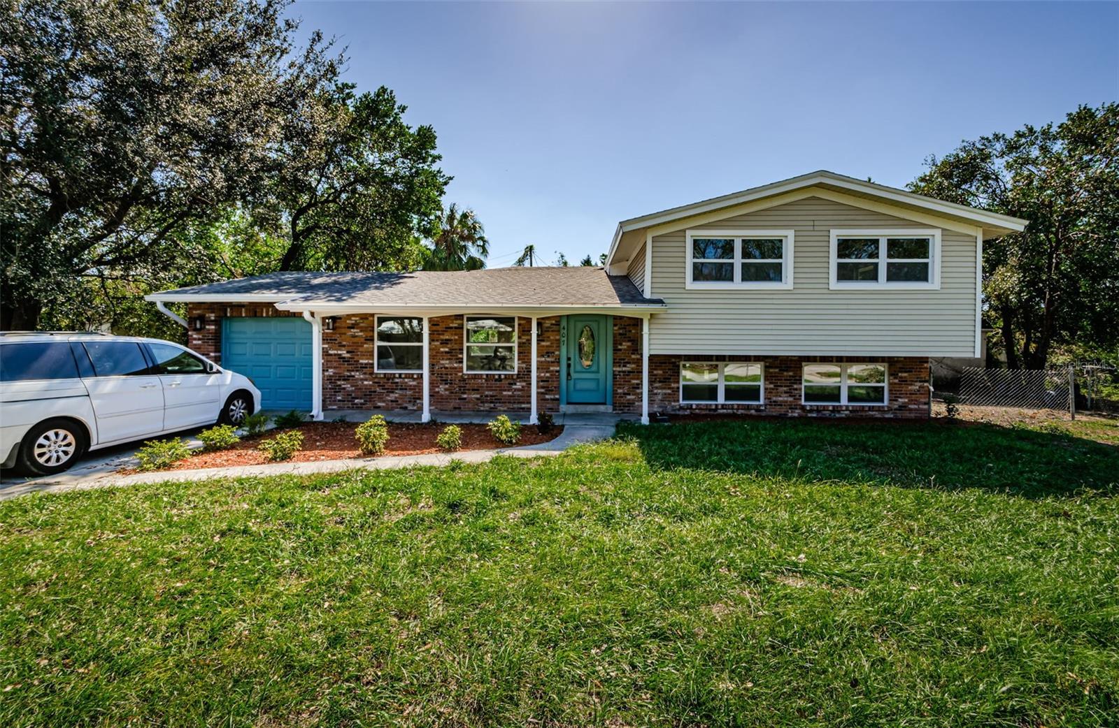 Cranberry Ln, Brandon, FL 33510