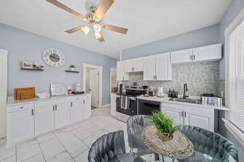 1-13 Regent Ave, Providence, RI, 02908 | Card Image