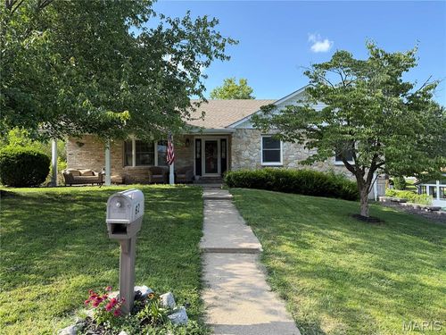 62 Carriage Rd, Hannibal, MO, 63401-2878 | Card Image