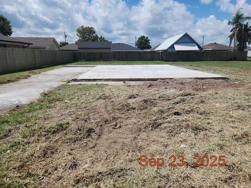 3009 Hickory Cir, Houma, LA, 70363-7119 | Card Image