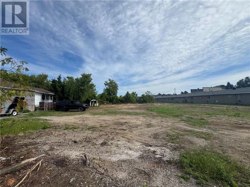 340 Annette St, Espanola, ON, P5E1J8 | Card Image