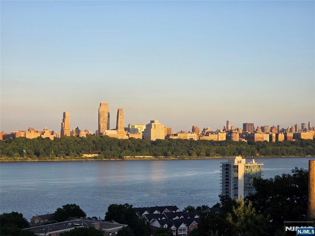 Residential in Cliffside Park 2