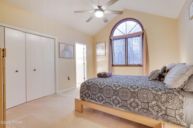 30- Second Master Bedroom with en-suite | Image 31