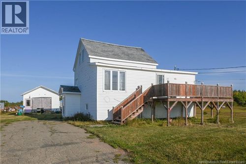 42 Rue Ferron, Cap-Bateau, NB, E8T3E4 | Card Image