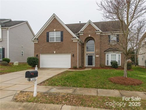 4106 Barclay Forest Dr, Charlotte, NC, 28213-4845 | Card Image