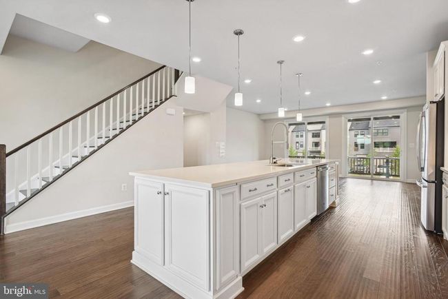 43359 Stadium Ter, Townhouse with 5 bedrooms, 5 bathrooms and null parking in ASHBURN VA | Image 10
