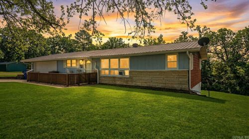 2250 Main St, Mammoth Spring, AR, 72554-7057 | Card Image