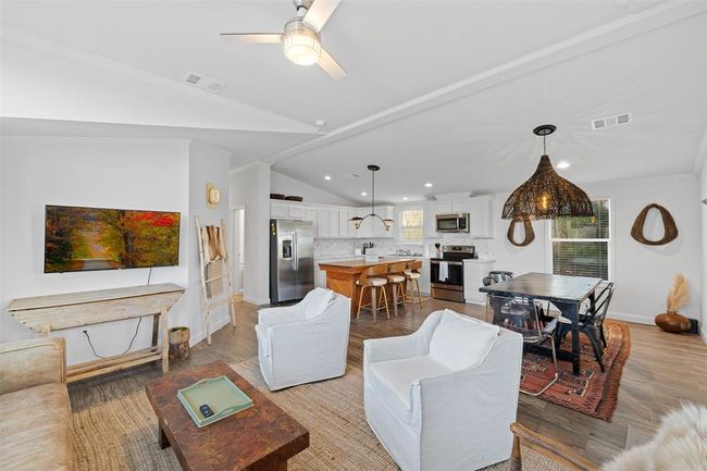 1731 Spur 458, House other with 6 bedrooms, 4 bathrooms and null parking in Carmine TX | Image 24