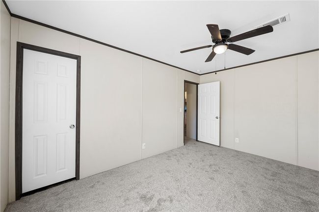 199 County Road 3585, House other with 3 bedrooms, 2 bathrooms and null parking in China Spring TX | Image 8