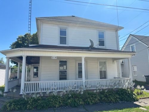 219 Gordon St, Piqua, OH, 45356-3242 | Card Image
