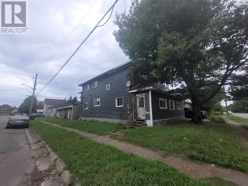 99 Letcher St, Sault Ste. Marie, ON, P6C4X7 | Card Image