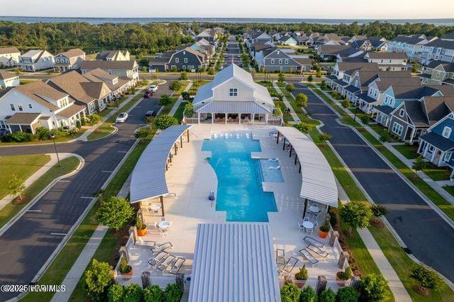 Resort Style Pool | Image 34