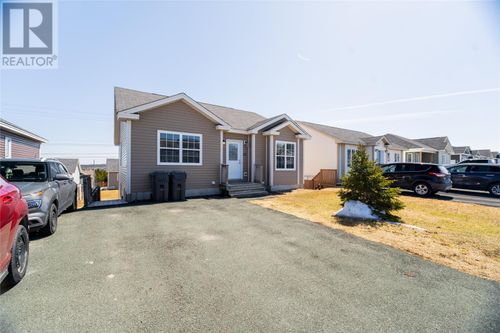 22 Bridgeport St, Paradise, NL, A1L4C2 | Card Image