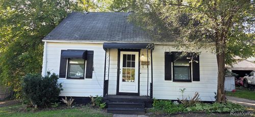 33 Monterey St, Pontiac, MI, 48342-2420 | Card Image