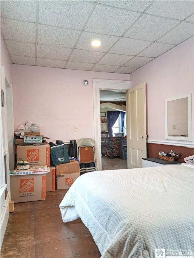 Lower Apartment - Bedroom #2 | Image 17