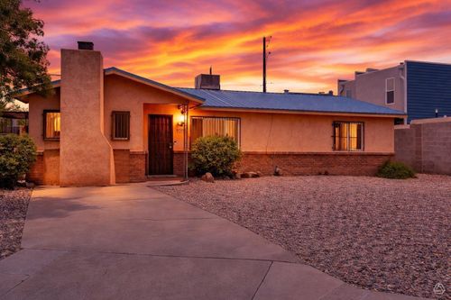 5909 Lora Ct Nw, Albuquerque, NM, 87107-5027 | Card Image