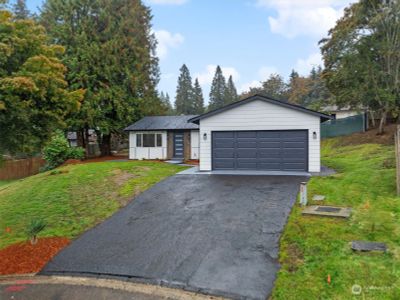 20210 126th Place Se, House other with 3 bedrooms, 1 bathrooms and 2 parking in Kent WA | Image 2