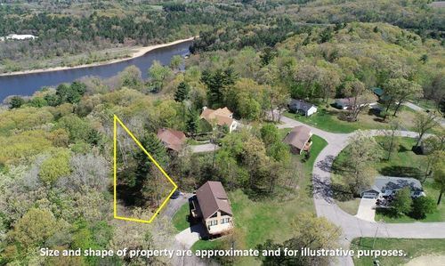 56 Redhawk Trail Trail, Lake Delton, WI, 53913 | Card Image