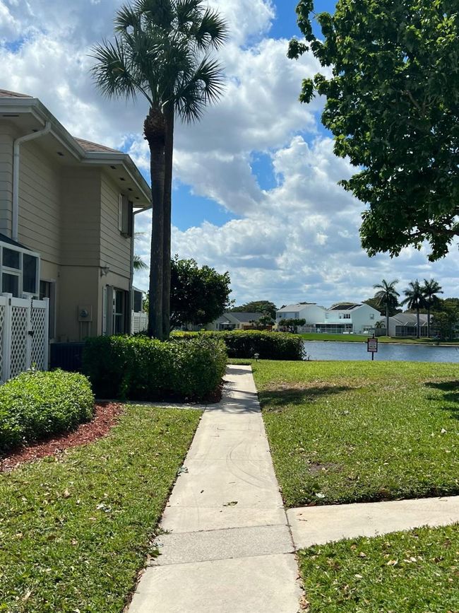 3802 Medford Ct, Townhouse with 2 bedrooms, 3 bathrooms and null parking in Boynton Beach FL | Image 63