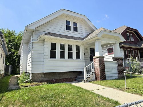 4905 N 37th St, Milwaukee, WI, 53209-5306 | Card Image
