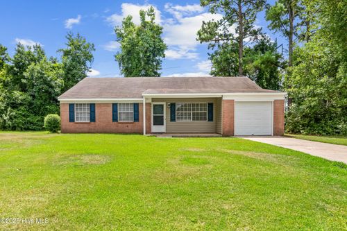 511 Sage Ct, Jacksonville, NC, 28540-6939 | Card Image