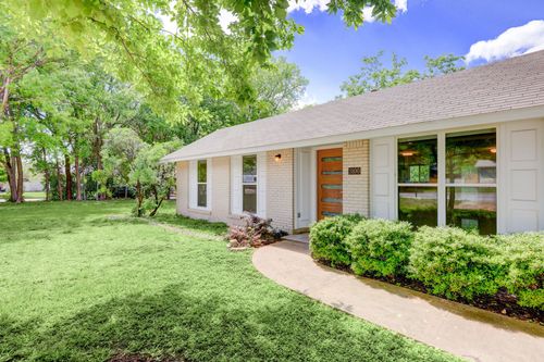 3100 Ray Wood Dr, Austin, TX, 78704-6161 | Card Image