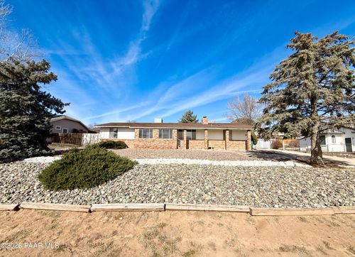 10746 E Manzanita Trl, Dewey, AZ, 86327-5304 | Card Image