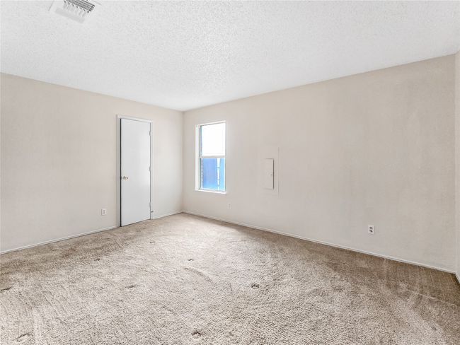 Primary Bedroom | Image 11