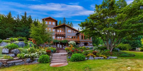 29935 Ne Tolt Hill Rd, Carnation, WA, 98014-8216 | Card Image