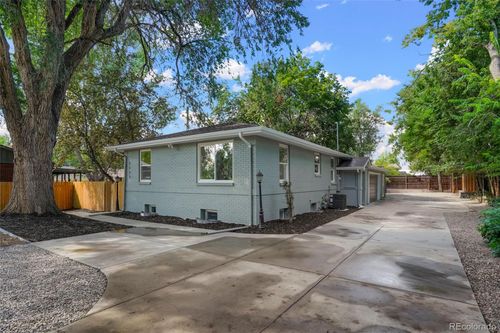 2112 9th Ave, Longmont, CO, 80501-4161 | Card Image