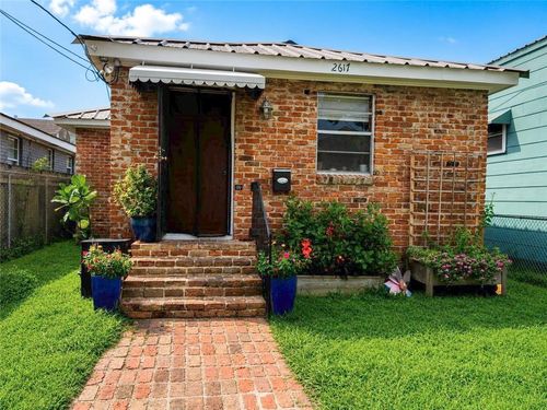 2617 Danneel St, New Orleans, LA, 70113-1705 | Card Image