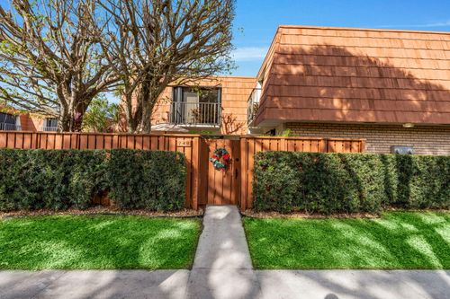 749 Buttonwood Ln, Boynton Beach, FL, 33436-7128 | Card Image