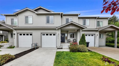 1911 Sw Cooper Way, Oak Harbor, WA, 98277-8960 | Card Image