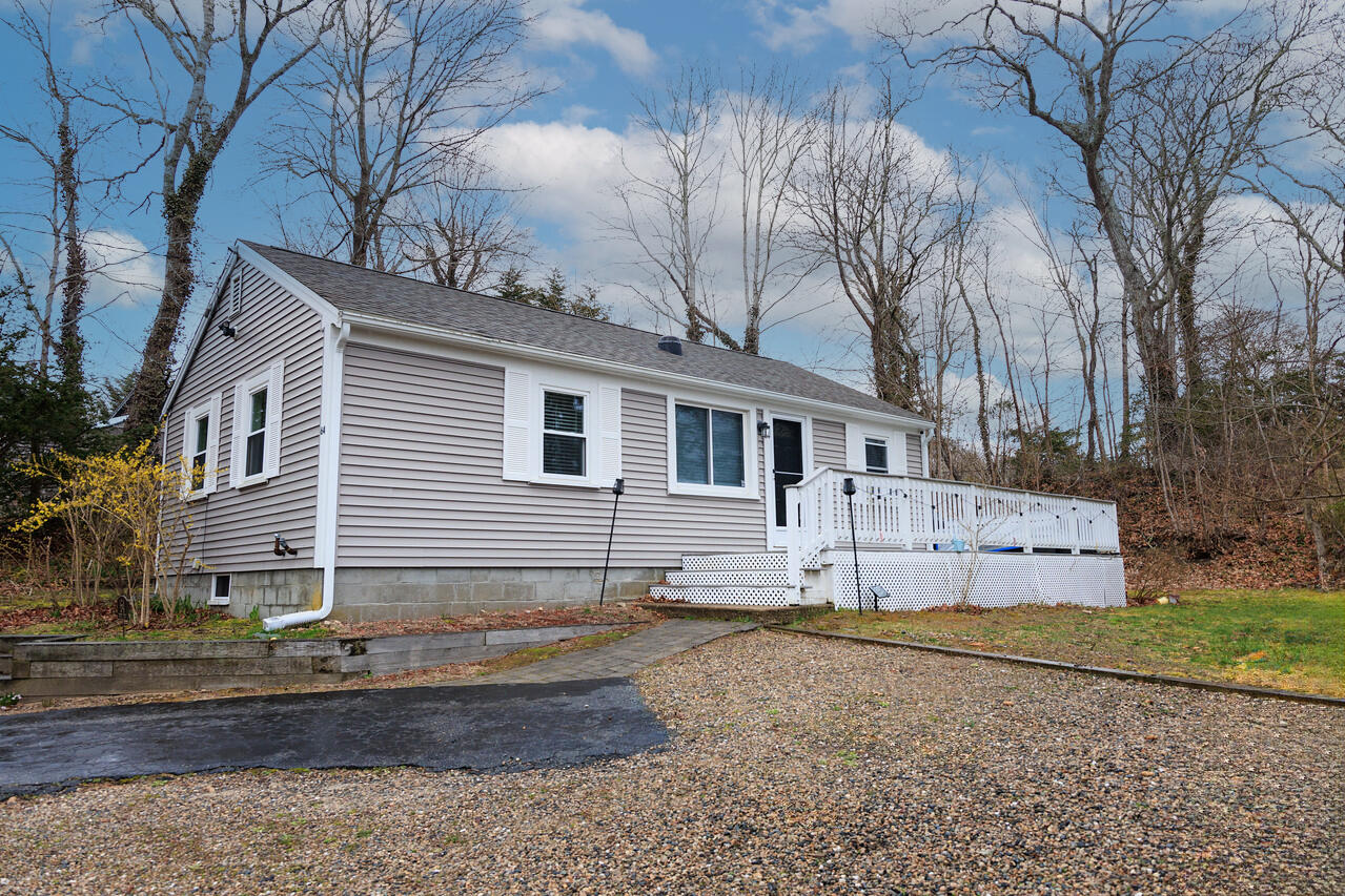 Dumont Dr, Hyannis, MA 02601 #1
