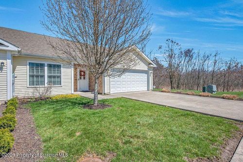 315-315 Foxtail Cir, Archbald, PA, 18403-7720 | Card Image