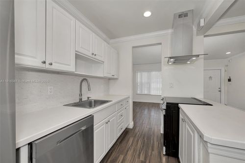 1480 Sw 21st Ter, Fort Lauderdale, FL, 33312-4040 | Card Image