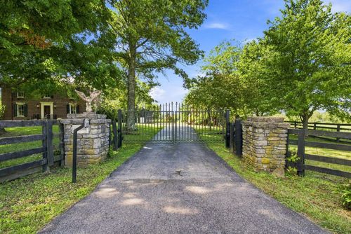 3684 Frankfort Rd, Georgetown, KY, 40324-9481 | Card Image