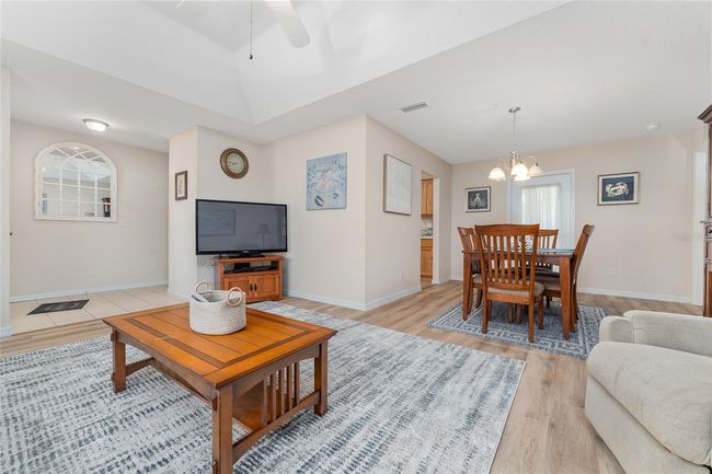 1955 Nw 50 Th Cir, House other with 4 bedrooms, 2 bathrooms and null parking in OCALA FL | Image 6