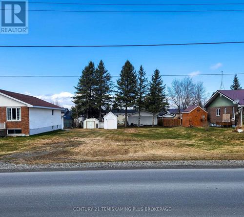 123 4th Ave, Englehart, ON, P0J | Card Image