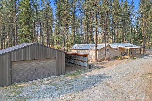 1870 Brooks Rd N, Evans, WA, 99126-9742 | Card Image