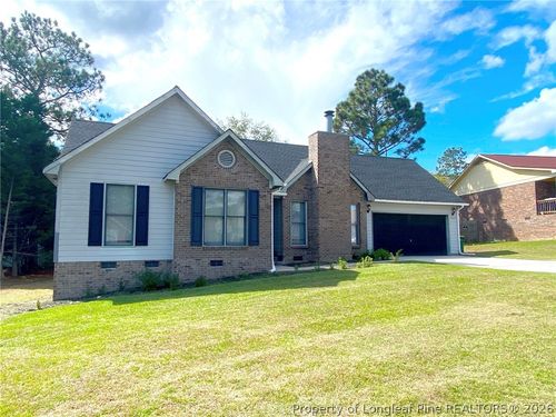 5715 Walkabout Rd, Hope Mills, NC, 28348-5211 | Card Image