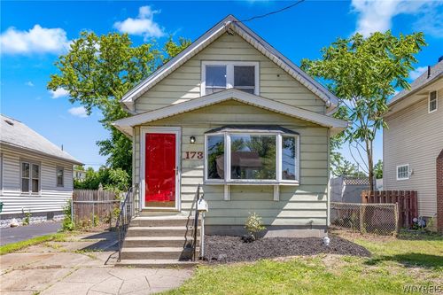 173 61st St, Niagara Falls, NY, 14304-3815 | Card Image