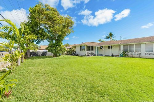320 Oneawa St, Kailua, HI, 96734-2474 | Card Image