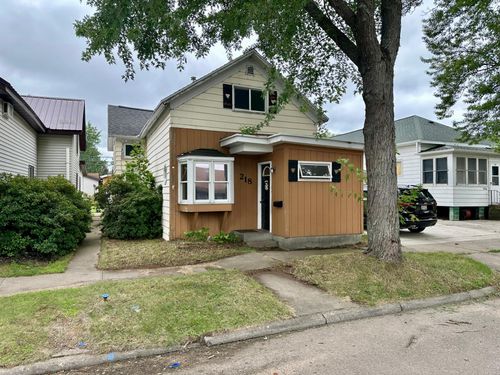 218 E Somo Ave, Tomahawk, WI, 54487-1462 | Card Image