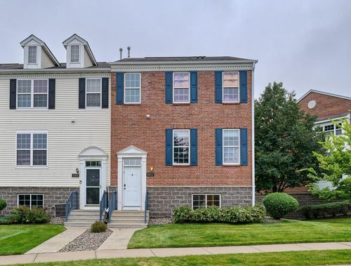 15822 Frisian Ln, Apple Valley, MN, 55124-6030 | Card Image