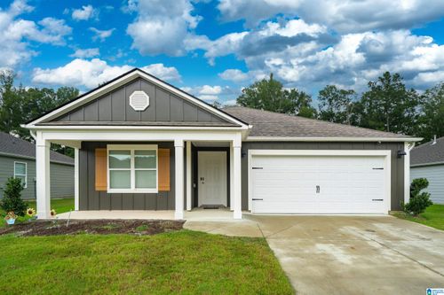 6820 Newbridge Cv, BESSEMER, AL, 35022-2024 | Card Image
