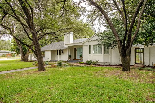 624 Edgefield Rd, Fort Worth, TX, 76107-1022 | Card Image